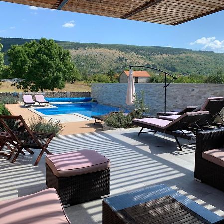 Villa Kameni Dvori à Donji Proložac Extérieur photo