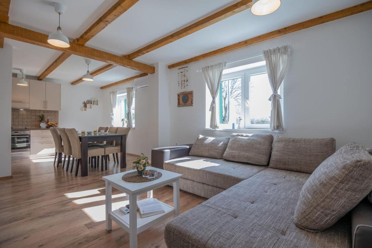 Villa Kameni Dvori à Donji Proložac Extérieur photo